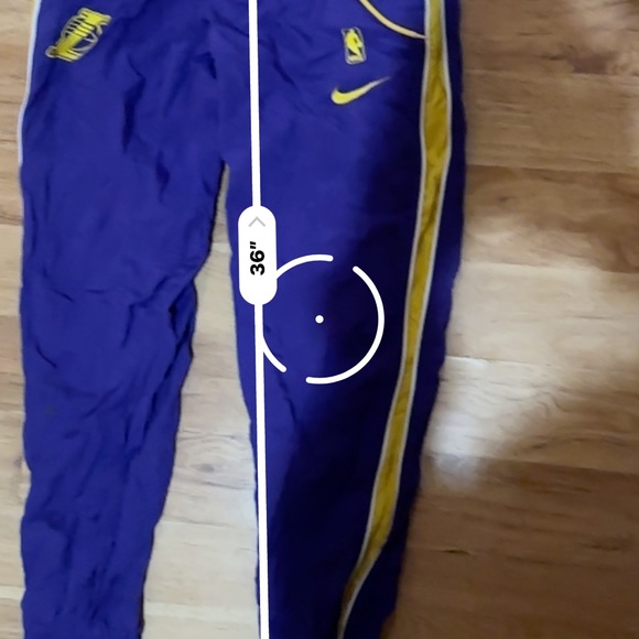 Men’s Nike lakers sweats - Picture 2 of 3